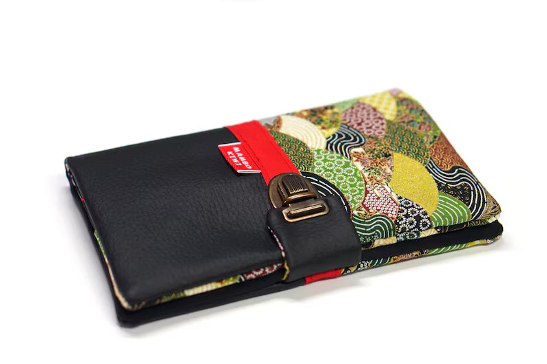 Portafoglio grande da donna in pelle e tessuto giapponese verde/oro con chiusura elastica - Portafoglio personalizzato con nome fosforescente