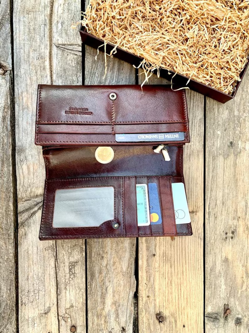 Portafoglio bifold in pelle fatto a mano: Portafoglio da donna personalizzato