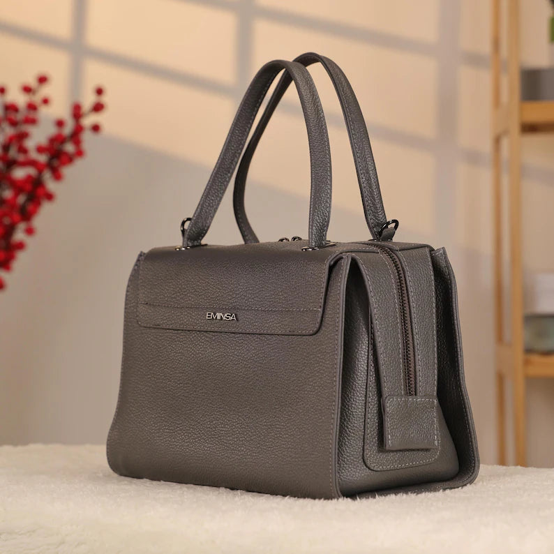 Borsa a mano in vera pelle di colore grigio - Borsa versatile / multiscomparto con tracolla